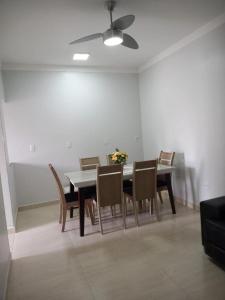 Casa 200m da praia, 8 pessoas, piso inferior
