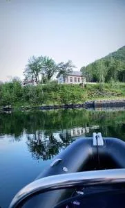 Romslig bolig- idyllisk og sentralt beliggende i Svolvær - 卡伯尔沃格