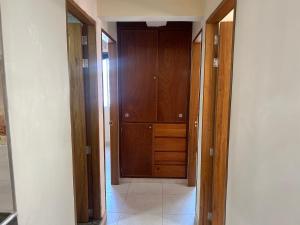 Garden Serenity Bunk Room with Private Bath Near Airport