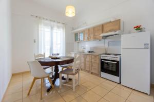 Spacious seaview apartment in Heraklion