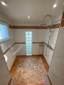 Maison de village avec terrasse