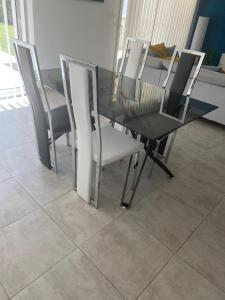 Maisons de vacances Villa de vacances avec piscine privative chauffee : photos des chambres