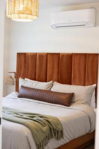 Modern Guest House Near Downtown!