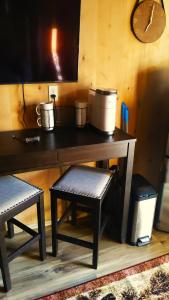 Summer Trail Cabin 5 - Sleeps Up To 4