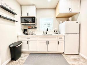 Tranquil & Bright - Normal Heights Delight