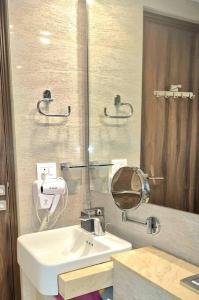 luxury1bhk-Mumbai airport