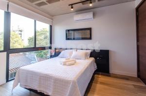 Minimalist loft in Villa Morra