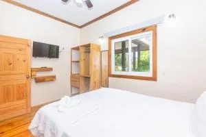 Wescot Villas Sky View - Gibson Bight