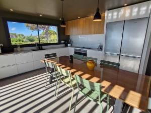 Villa 7 pièces, face à la plage, piscine chauffée, 18 pers, séjour de luxe - FR-1-780-14