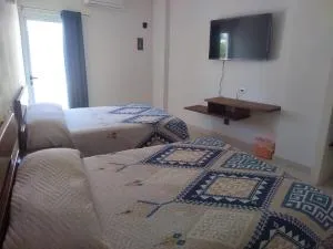 HOTEL PLAZA - 托多斯桑托斯