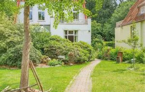 Holiday Apartment In Lubeck - Trems