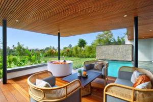 Entire 2BR Grand Ricefield Pool ZN56