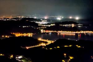 金石新月光 Gold Stone Crescent Moon Light