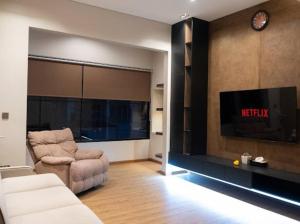 Modern Palace in Seminyak - Qmoya Villa