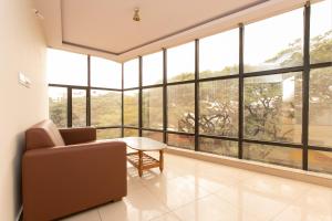 Hotel O Rajmahal Boarding & Lodging