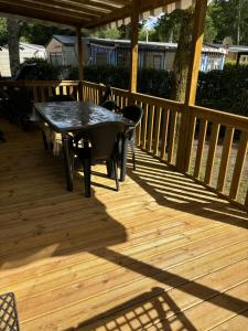 Mobil home 253 Camping La Réserve 4 étoiles à Gastes