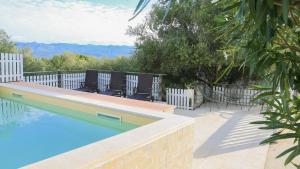 Seaview Villa Anita with Two Apartments and private Pool