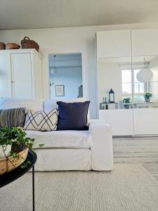 Hima Apartment Laivatalo with private parking