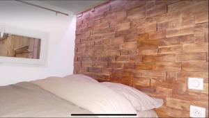 Studio avec mezzanine