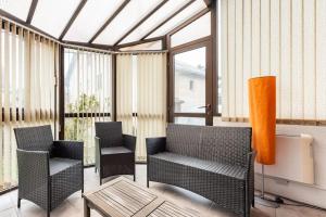 Appartements T3 a St Pons en rez de jardin : photos des chambres