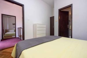 Apartment in Selce 5803