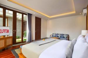 Arawinda Grand 2 BR Private Pool Villa ZN69