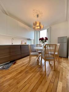 Onlangs gerenoveerd appartement Vincennes Parijs