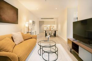 Peaceful 2BR apt on St Kilda Rd w Free Parking#OP08