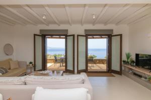 Dolce Villa Tinos - Kardiani - Stone & Sunset Views