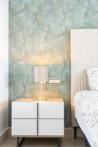 Spectacular views - luxury apartment in resort - Marbella hills