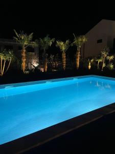 Sandy bay apartments with pool