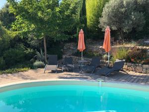 Villas Villa de Charme magnifique vue Panoramique et Piscine : photos des chambres