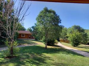 Chalets LES REFUGES DU LOT Kouki-s Lodge : Chalet 3 Chambres
