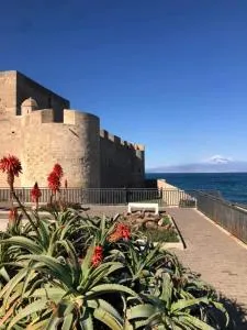 Trinacrie Home's - Brucoli