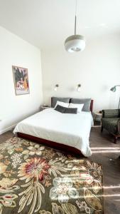 Bohemian Central Apartment Sofia