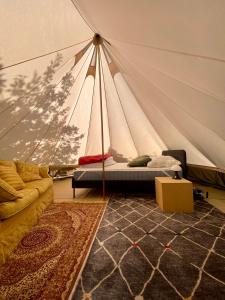 Campings Camping la Kahute - Tente tipi au coeur de la foret : photos des chambres