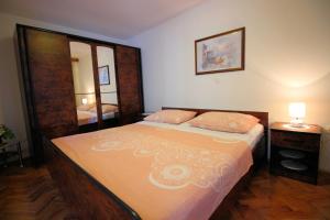 Apartment near the beach Jadranka