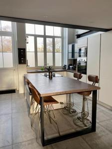 Appartements Appartement Loft neuf plein coeur de Royan : photos des chambres