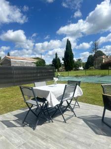 Maisons de vacances La Maison Jumelle ELM Tonneins : photos des chambres