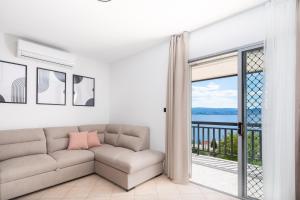 Bella Figura Apartments - Heated Pool