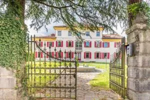 Belluno Timeless Charm - Stunning Aparment in Villa - 贝卢诺