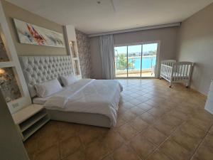 فيلا السعادة بشاطي خاص درة العروس