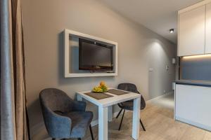 Studio apartment new building with balcony Wiktoryn 6