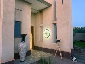 Luxueuse villa contemporaine KIMANU à 20 min de Marrakech