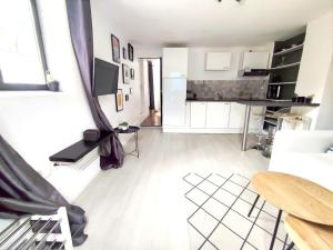 Appartements Emeraude proche hippodrome : photos des chambres