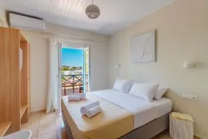 Glafki Studios Syros - Khroúsa