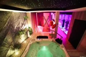 Les Secrets Rooms - Bonneval - Love Room - Spa et Hammam Privatif - Meslay-le-Vidame