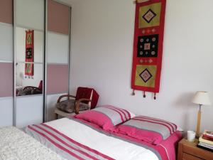 Maisons de vacances Maison de ville avec jardin en lisiere de campagne : photos des chambres