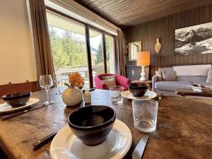 Appartement cosy 2 pièces avec balcon, proche centre et télécabine, piscine et tennis en été - FR-1-597-20