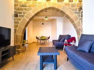 Ya Hala ! Superbe appartement refait à neuf ! - B‘abdāt